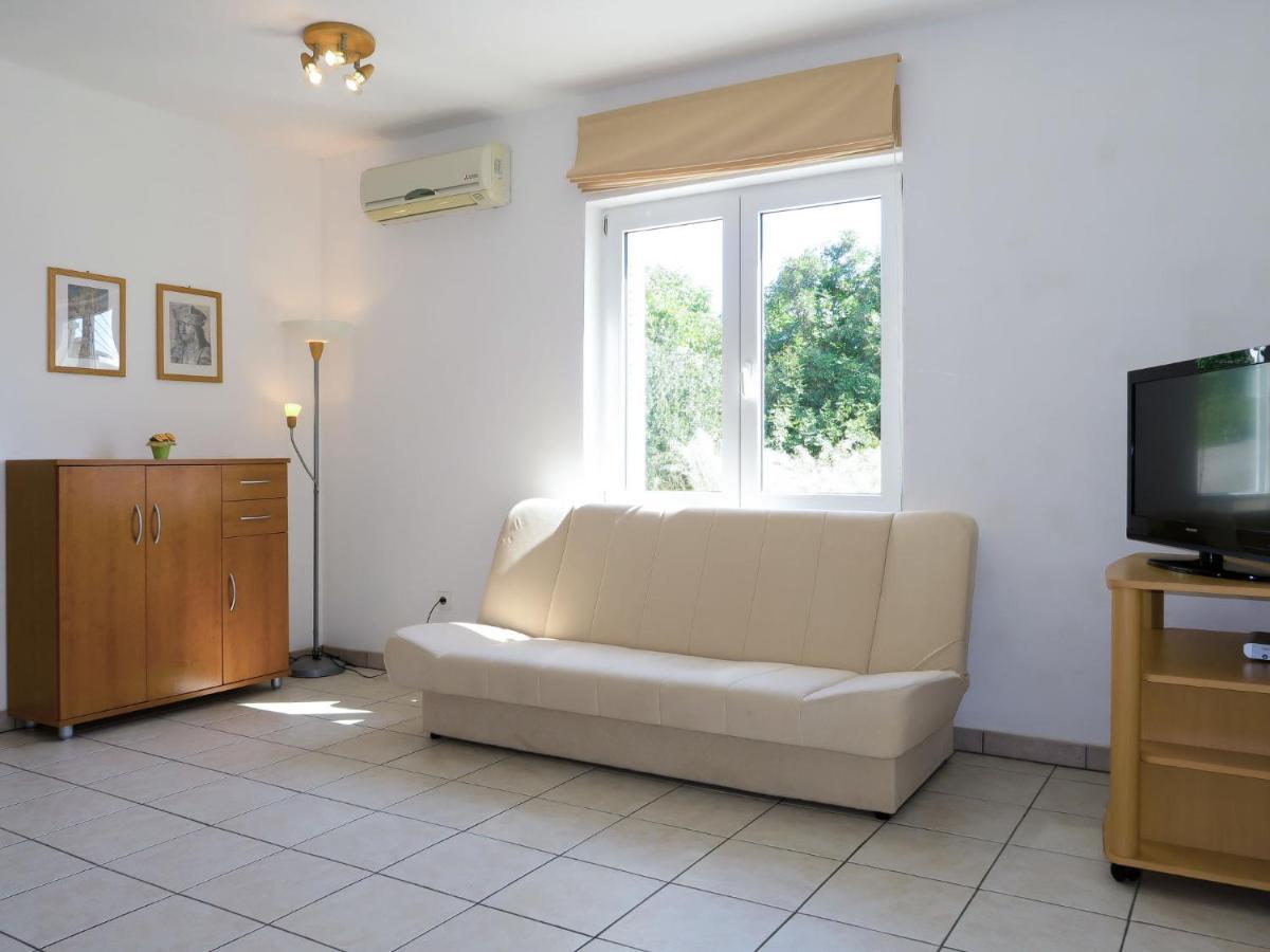 Apartment Andrea - Rab102 By Interhome Barbat na Rabu Экстерьер фото
