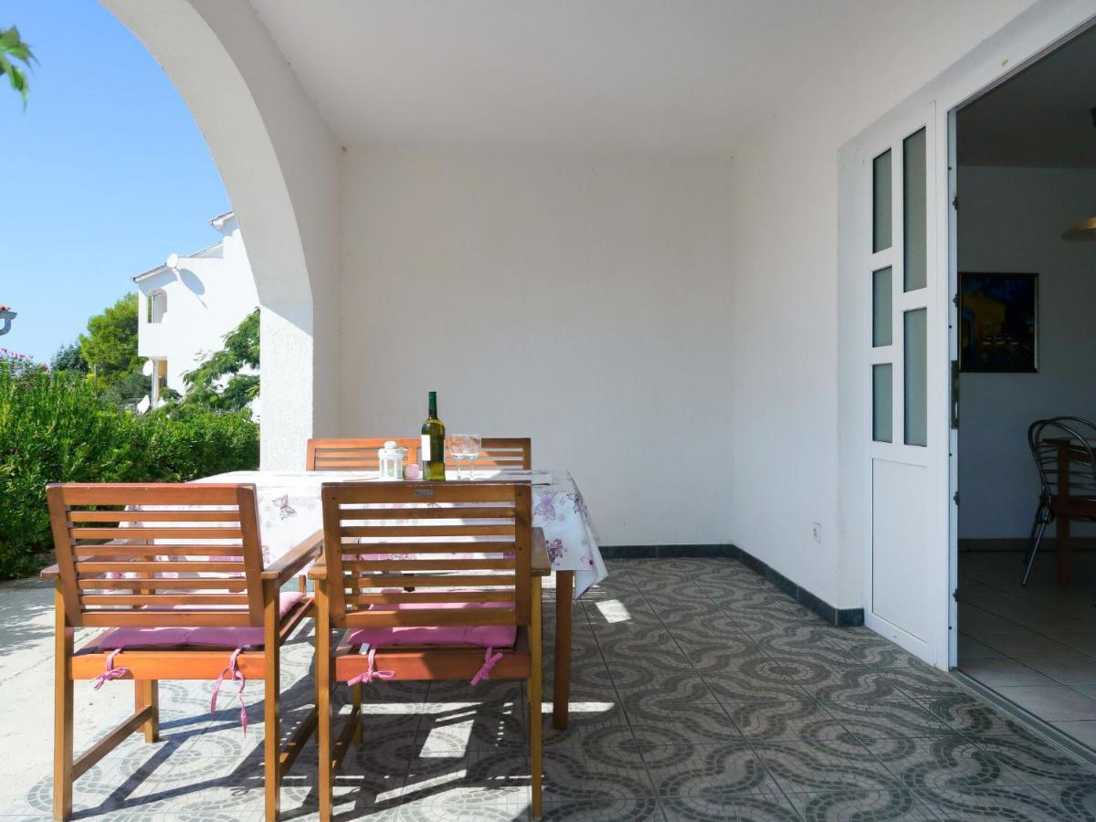 Apartment Andrea - Rab102 By Interhome Barbat na Rabu Экстерьер фото